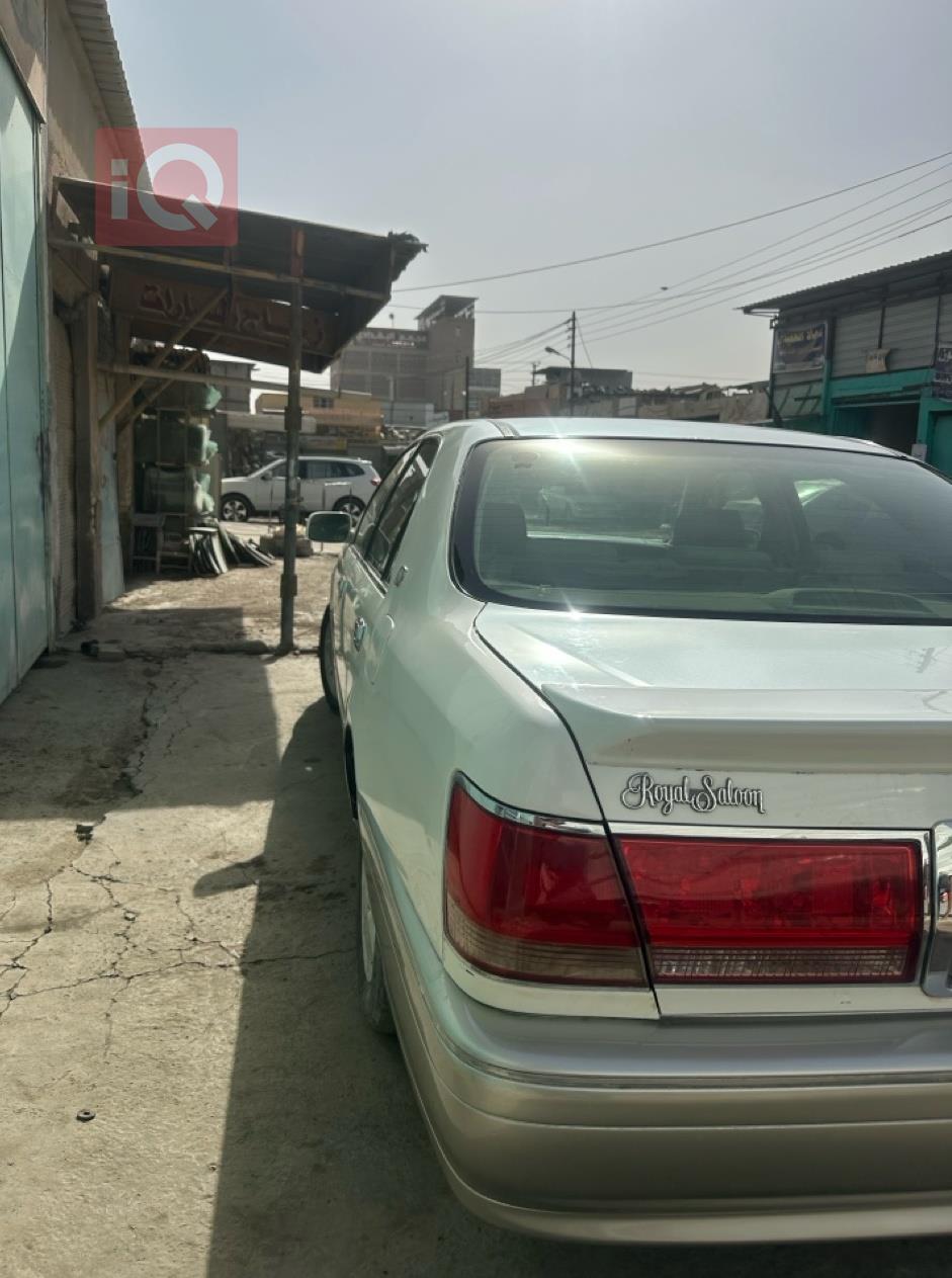 تويوتا كراون